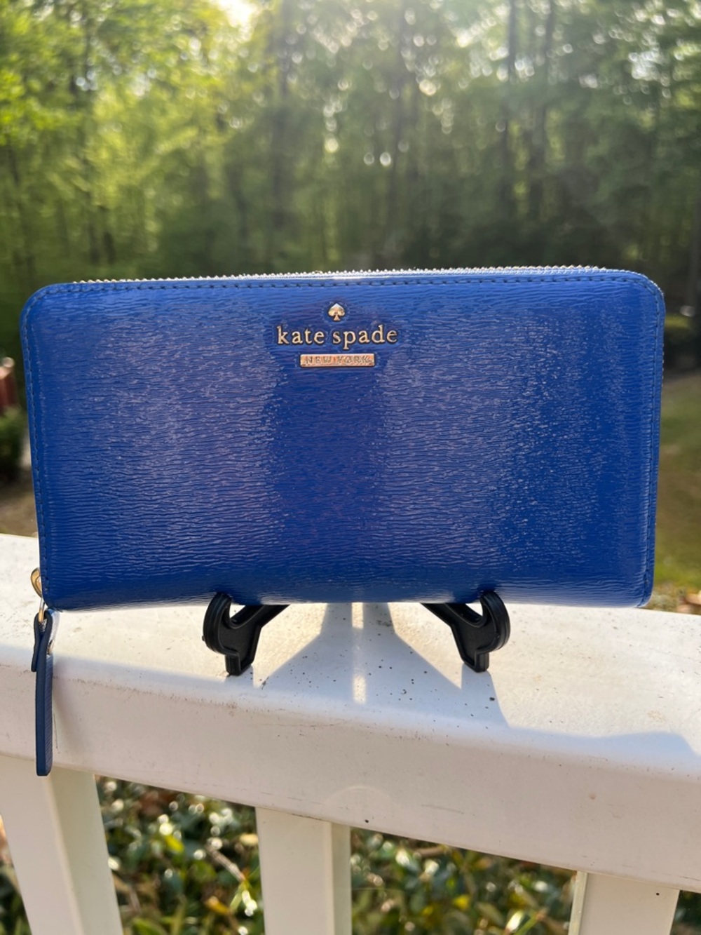 Kate Spade New York Patent Leather Zip Around Wallet Great like New Condition - Picture 12 of 17